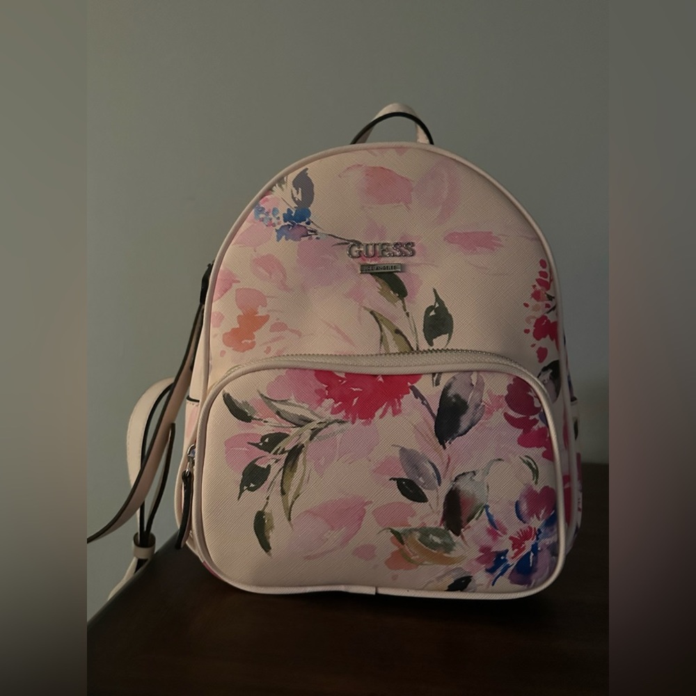Guess floral back pack